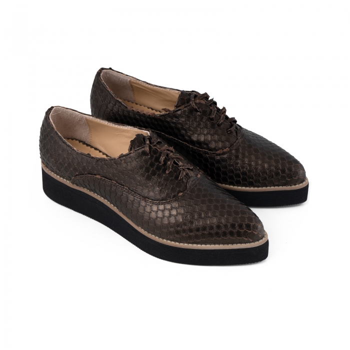 Pantofi oxford cu varf ascutit, din piele bronz metalizat cu aspect tip solzi [3]