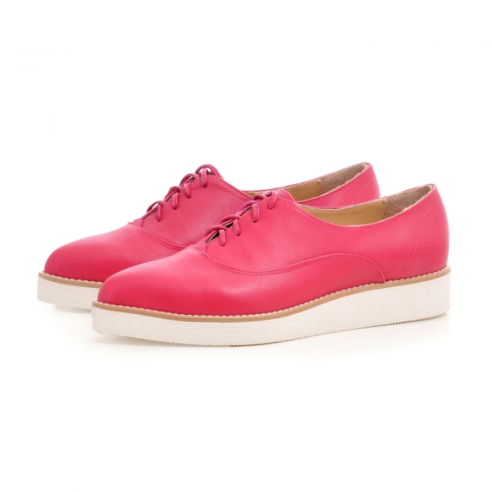 Pantofi oxford, cu varf ascutit,  din piele ciclam. [3]