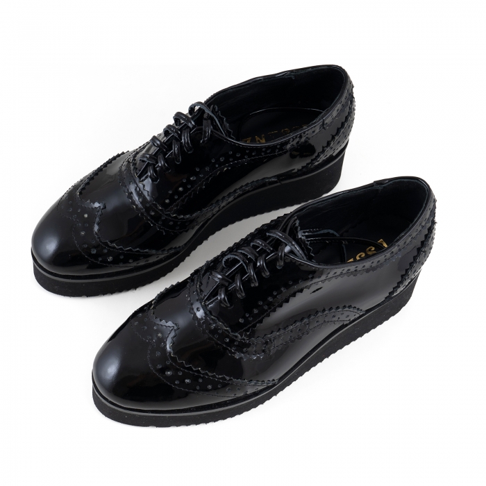 Pantofi oxford, din piele lacuita neagra [4]