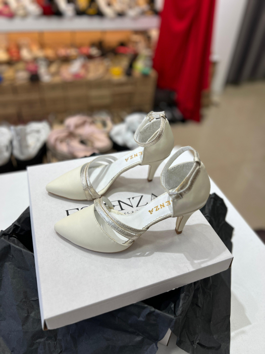 Pantofi stiletto, realizati din piele naturala alb unt si peiel naturala auriu pal [3]