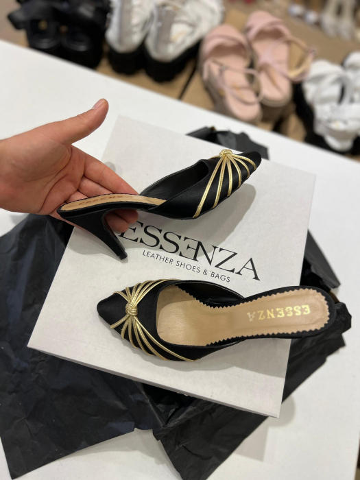 Pantofi stiletto tip sabot, realizati din matase naturala , negru si auriu. [2]