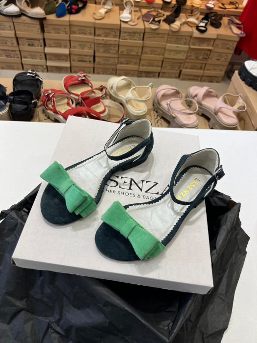 Sandale cu fundite, din piele naturala verde. [3]