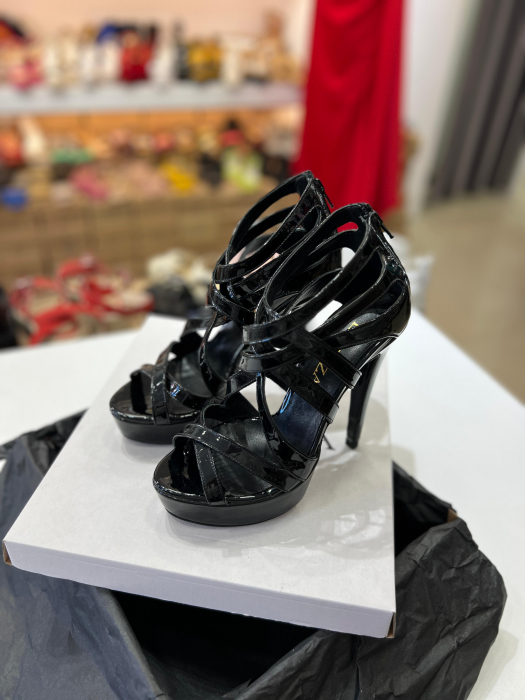 Sandale din piele neagra lacuita [4]