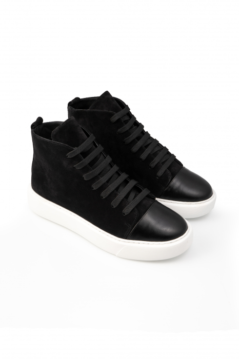 TS High ultra black [3]