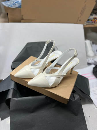 REDUCERI - Pantofi stiletto din piele alb unt si plastic transparent