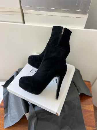 Botine Stiletto din piele naturala intoarsa neagra cu toc de 14cm. [1]