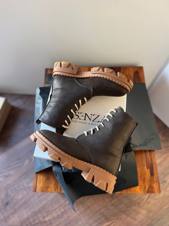 Bocanci cu siret , din piele naturala maro nabuc [1]