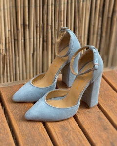 FEMEI - Pantofi din piele intoarsa de culoare albastru deschis