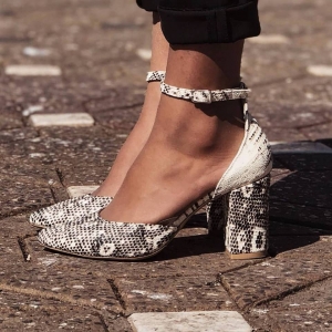 Insta Shop - Pantofi decupati, din piele de sarpe, cu toc patrat