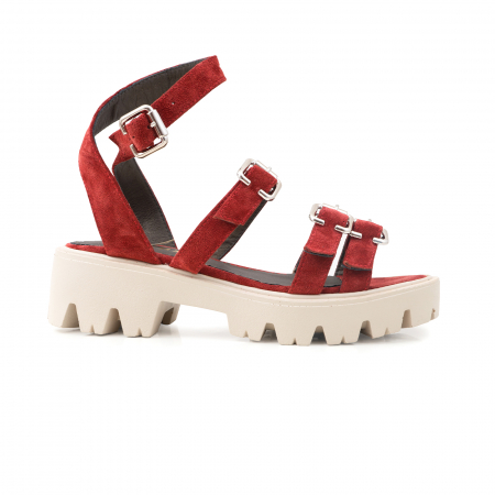 Sandale talpa chunky - Sandale cu talpa groasa si barete cu catarame, din piele intoarsa rosu burgund.
