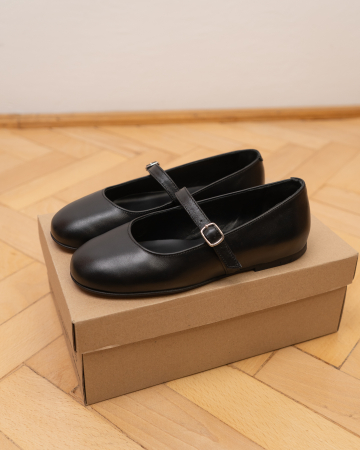 BLACK FRIDAY - Carla Black