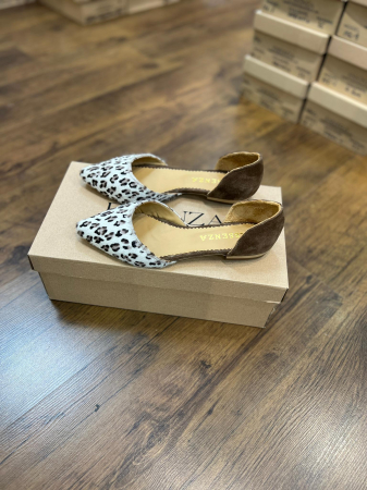 Balerini decupati, cu varf ascutit, din piele intoarsa maron deschis si piele cu animal print [4]