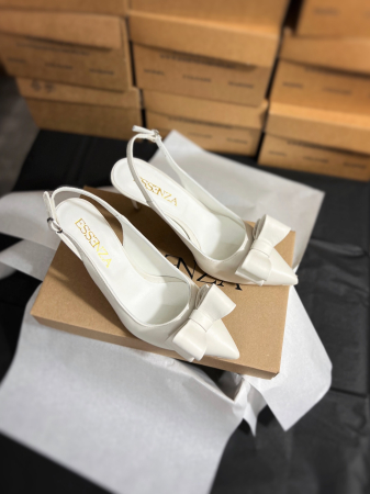 Pantofi stiletto, decupati, cu fiundita, alb unt [4]