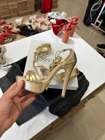 Sandale din piele naturala aurie, cu toc de 13,5cm si platforma de 3cm [1]