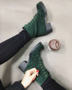Reduceri - Bocanci cu siret, din piele intoarsa verde