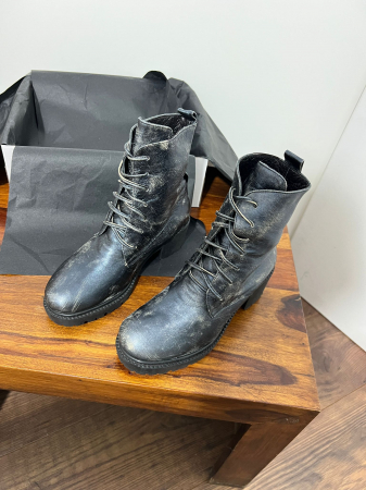 OUTLET TOAMNA-IARNA - Bocanci cu siret, din piele metalizata albastra, patinata