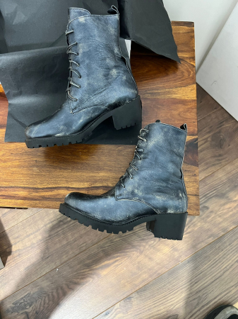 Bocanci cu siret, din piele metalizata albastra, patinata [3]