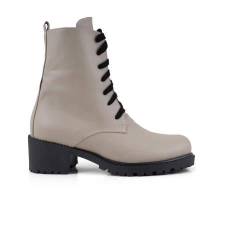 INCALTAMINTE - Bocanci cu siret, din piele naturala beige