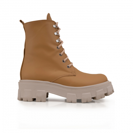 Bocanci - Bocanci cu siret si capse metalice, din piele naturala camel