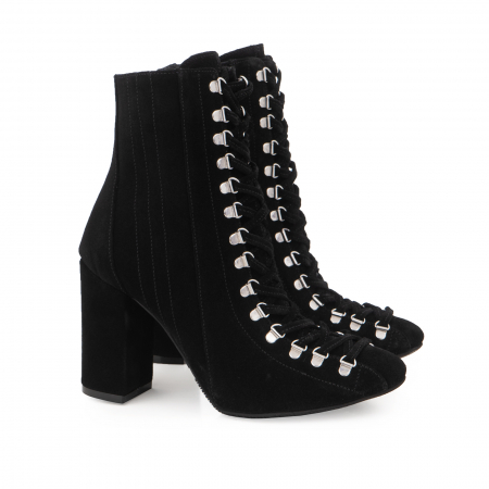 Botine  cu siret si capse metalice, din piele naturala intoarsa neagra [1]