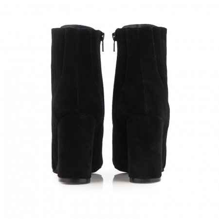 Botine  cu siret si capse metalice, din piele naturala intoarsa neagra [4]