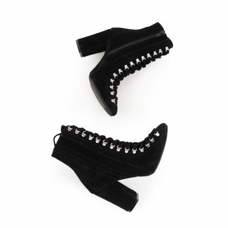 Botine  cu siret si capse metalice, din piele naturala intoarsa neagra [3]