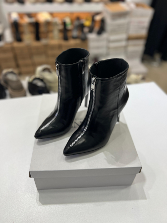 Botine Stiletto din piele neagra, accesorizate cu fermoar metalic [3]