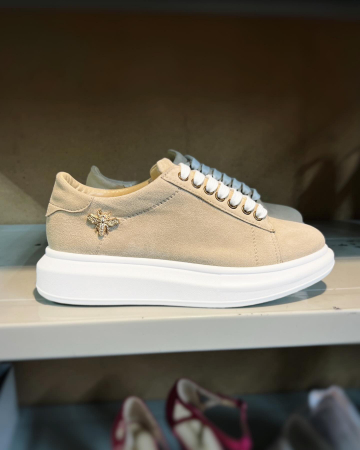 C127 sneakers beige suede bee [1]
