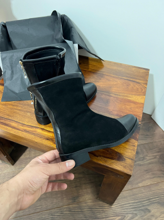 OUTLET TOAMNA-IARNA - Cizme din piele neagra negru velur si piele negru box  cu talpa joasa