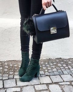 Reduceri - Ghete cu siret, din piele intoarsa verde