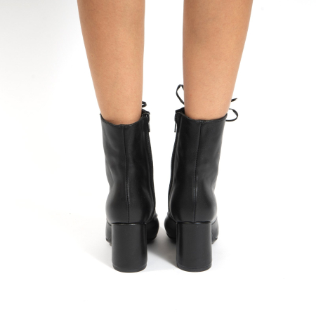 Ghete cu siret, din piele naturala  neagra [6]