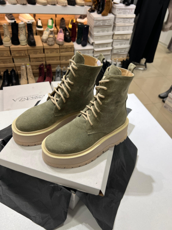 OUTLET TOAMNA-IARNA - Ghete cu talpă groasă, realizati din piele naturală kaki