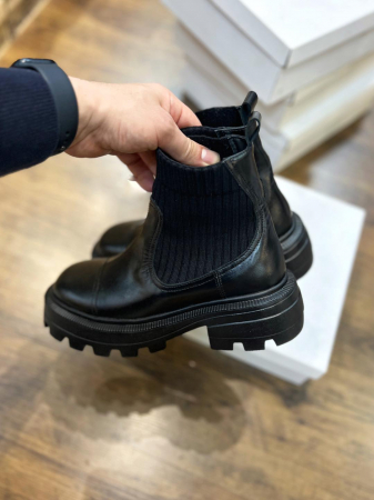 REDUCERI - Ghete Manon Black