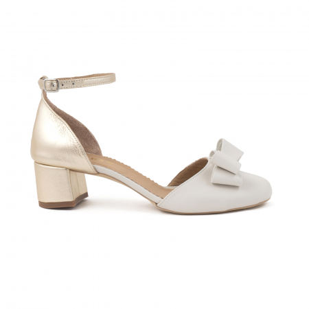 Pantofi - Pantofi decupati cu varf rotund, din piele naturala alba si piele laminata auriu-pal