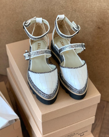 Pantofi decupati, din piele naturala cu textura tip croco si piele texturata in nuante de negru si argintiu [2]