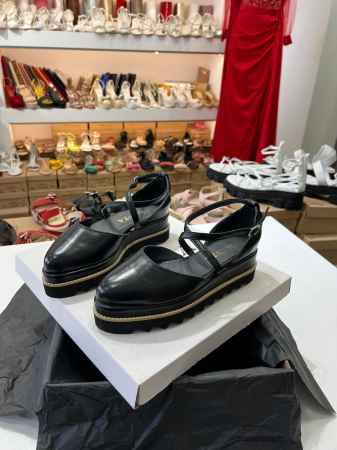 OUTLET PRIMAVARA-VARA - Pantofi decupati, din piele naturala neagra