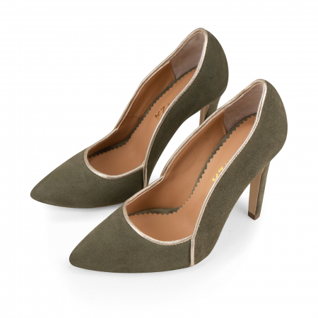Pantofi stiletto din piele intoarsa kaki cu paspol beige. [2]
