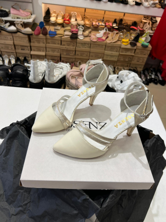 OUTLET PRIMAVARA-VARA - Pantofi stiletto, realizati din piele naturala alb unt si peiel naturala auriu pal