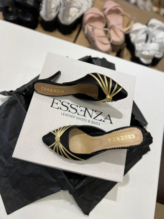 OUTLET PRIMAVARA-VARA - Pantofi stiletto tip sabot, realizati din matase naturala , negru si auriu.