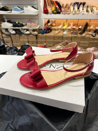 OUTLET PRIMAVARA-VARA - Sandale cu fundite, din piele naturala rosie.
