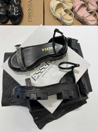 Sandale cu talpa groasa si barete cristal, din piele naturala, negru box [0]