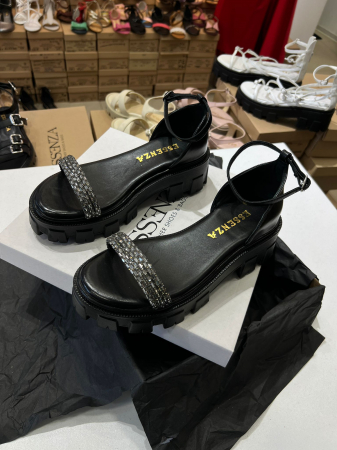 Sandale cu talpa groasa si barete cristal, din piele naturala, negru box [2]