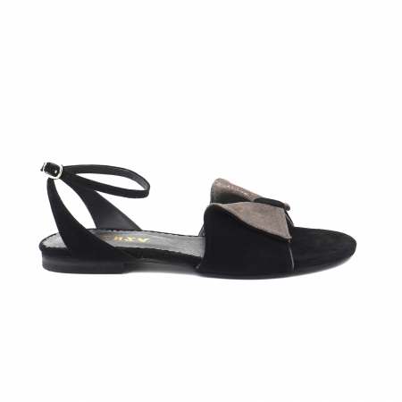 Sandale - Sandale cu talpă joasă, din piele intoarsa neagra si piele gri glitter