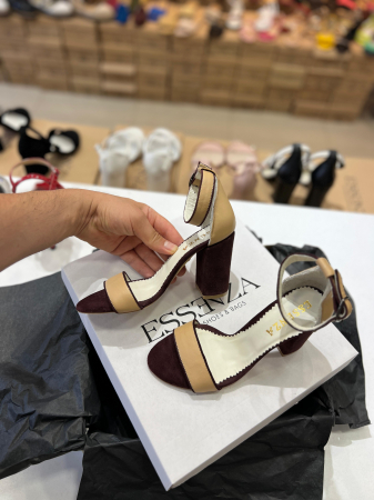 Sandale cu toc gros, din piele intoarsa visinie  si piele nude  [1]