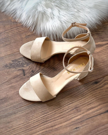 Insta Shop - Sandale din piele intoarsa crem, cu toc patrat imbracat in piele