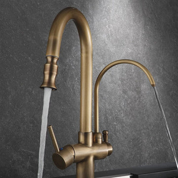 Baterie bucatarie pt. apa filtrata cu 2 cai si dus extractabil auriu antichizat [2]