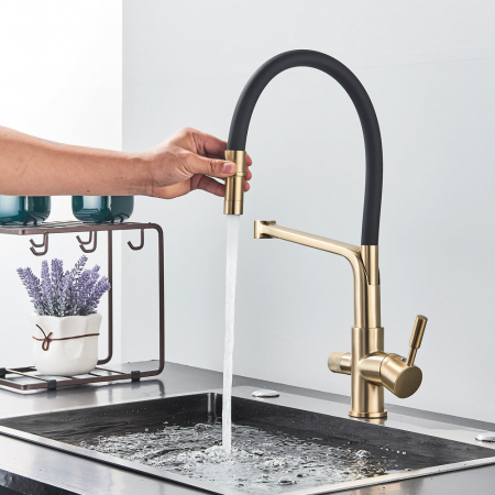 Articole de bucatarie - Baterie bucatarie pt. apa filtrata cu 2 cai negru/auriu