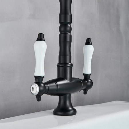 Baterie lux lavoar/bucatarie retro, inalta, cu montare pe chiuveta sau blat, negru mat [3]