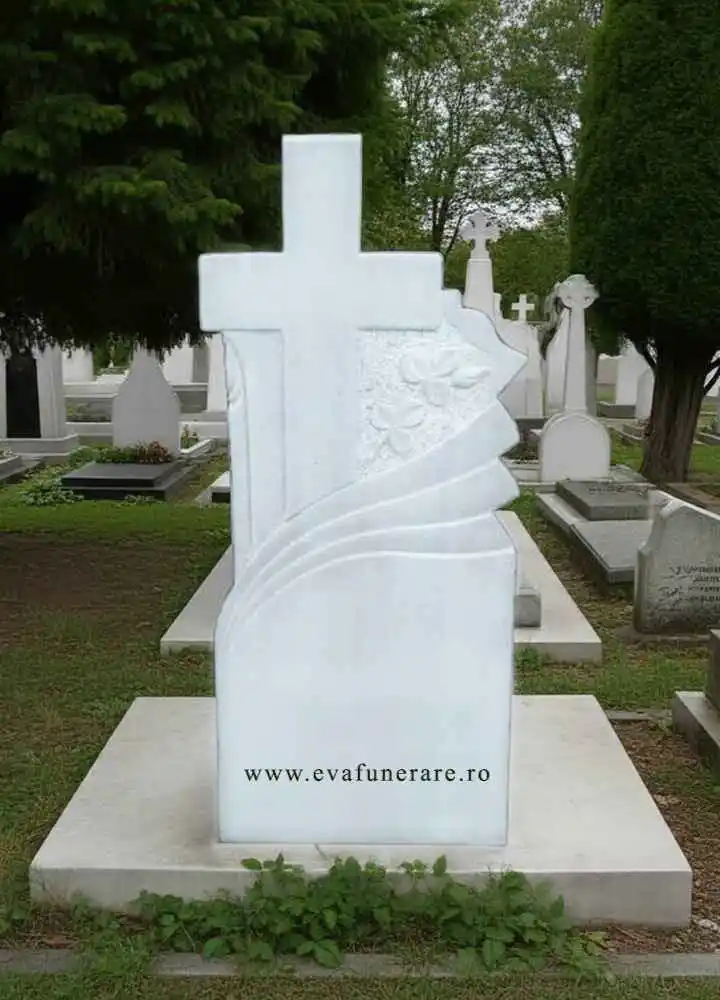 Monumente marmura - Cruce marmură alb-gri model 070 – personalizabilă, rată fără dobândă