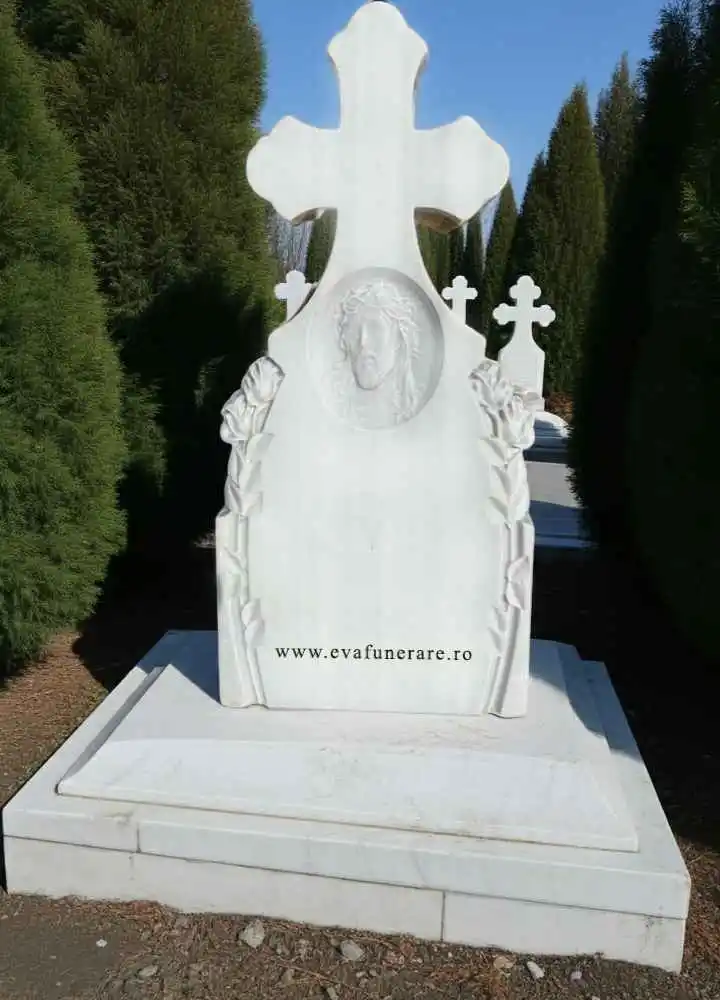 Monumente marmura - Cruce marmura cu inger si trandafiri rată fără dobândă